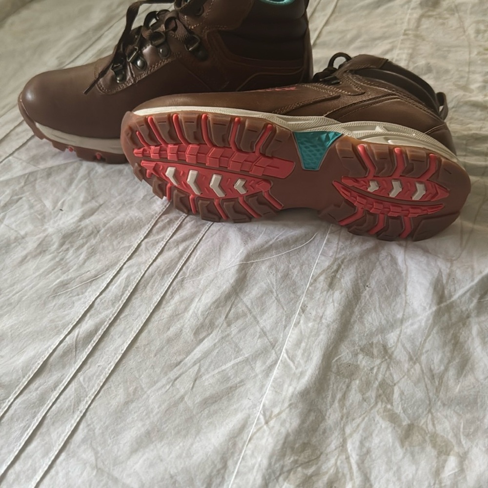 Men's Brown Hiking Boots